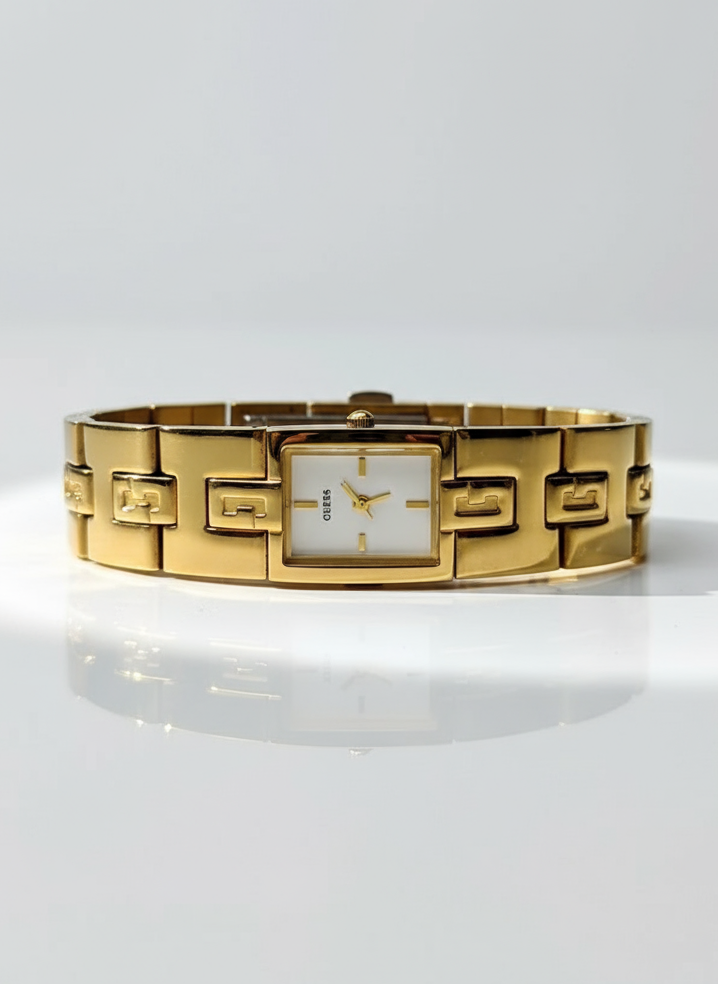 GUESS LUXURY WATCH